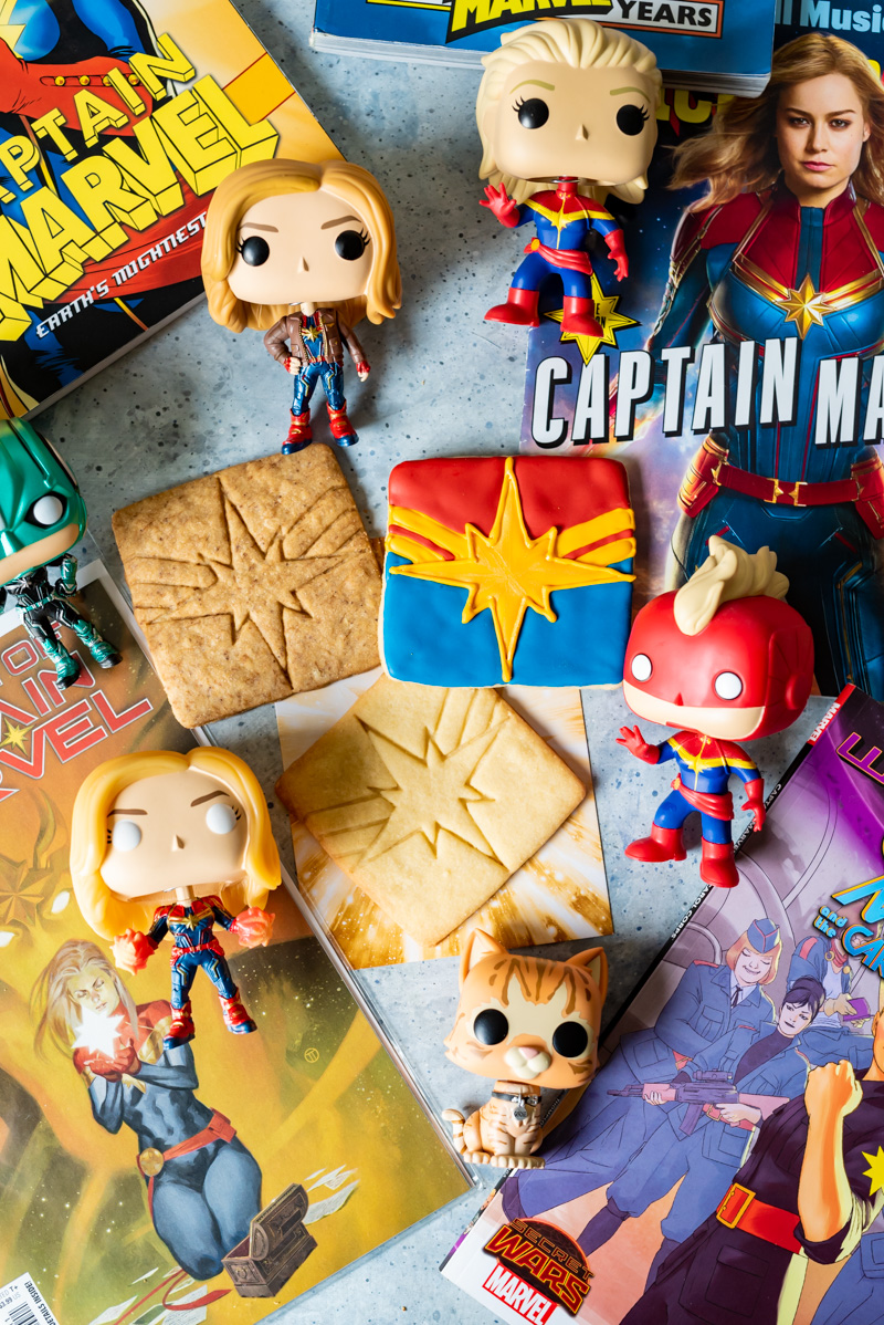 Captain Marvel Coffee Sugar Cookies www.pineappleandcoconut.com