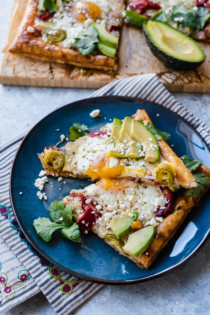 Puff Pastry Mexican Breakfast Pizza www.pineappleandcoconut.com #worldmarkettribe #discoverworldmarket