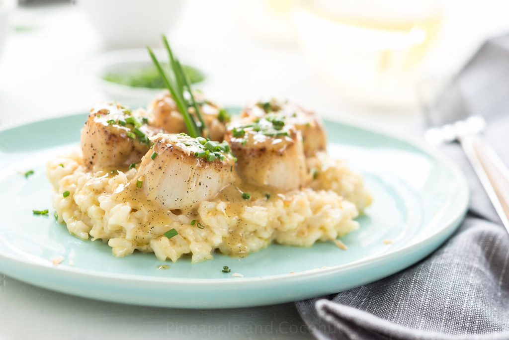 Tahitian Vanilla Seared Scallops with Lemon Coconut Risotto www.pineappleandococonut.com