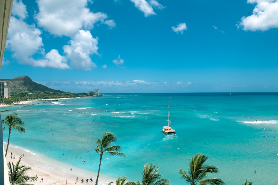 Hawaiian Airlines New Meal Program and Designer Uniforms