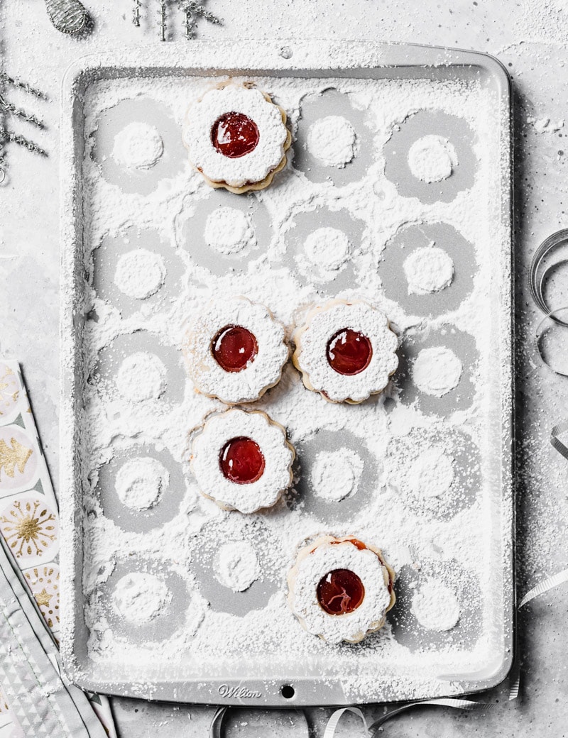 Guava Macadamia Nut Linzer Cookies www.pineappleandcoconut.com