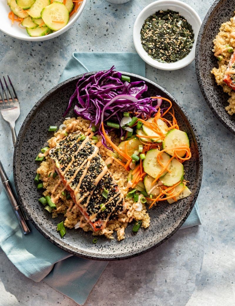 Spicy Furikake Salmon with Quinoa and Quick Pickled Cucumbers www.pineappleandcoconut.com